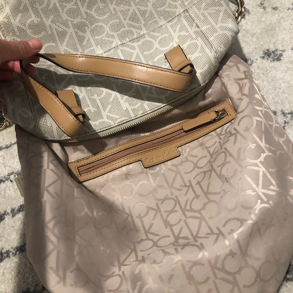 Calvin Klein Cream Handbag and Crossbody Bag - Picture 5 of 7